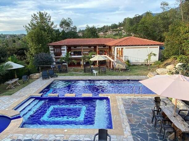 Imagen general del Hotel HOTEL CASA CANTABRIA CAMPESTRE. Foto 8