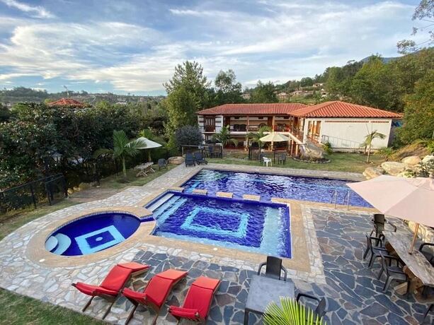 Imagen general del Hotel HOTEL CASA CANTABRIA CAMPESTRE. Foto 10