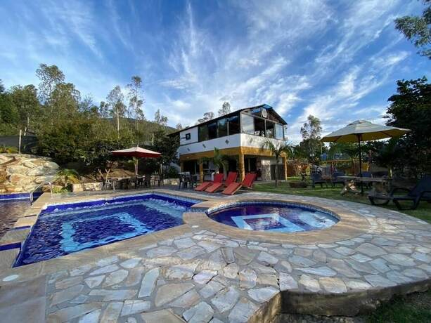 Imagen general del Hotel HOTEL CASA CANTABRIA CAMPESTRE. Foto 14