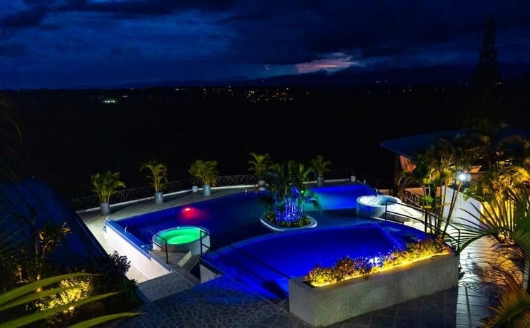 Imagen de la piscina del Hotel HOTEL CASA NATURA. Foto 14