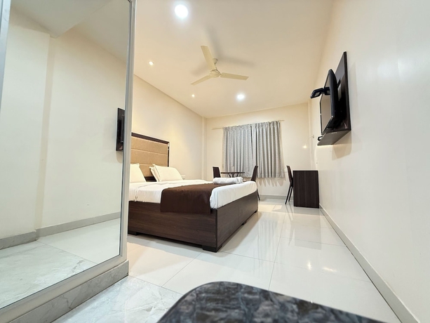Imagen de la habitación del Hotel HOTEL CENTER POINT, Bhubaneshwar. Foto 1