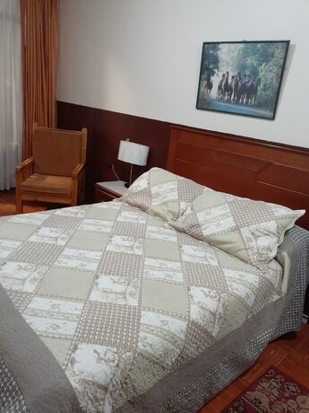 Imagen de la habitación del Hotel HOTEL CENTRAL, Latacunga. Foto 8