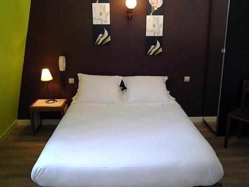 Imagen de la habitación del Hotel HOTEL CHEZ LOUISETTE. Foto 14