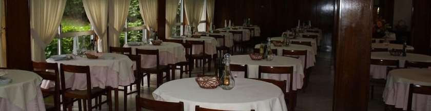 Imagen del bar/restaurante del Hotel HOTEL COLMEIA MONTE REAL. Foto 2