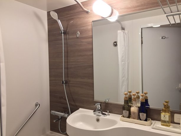 Imagen de la habitación del Hotel HOTEL CO-OP INN KYOTO. Foto 15