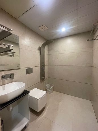 Imagen de la habitación del Hotel HOTEL COSMOS, Bhubaneshwar. Foto 14