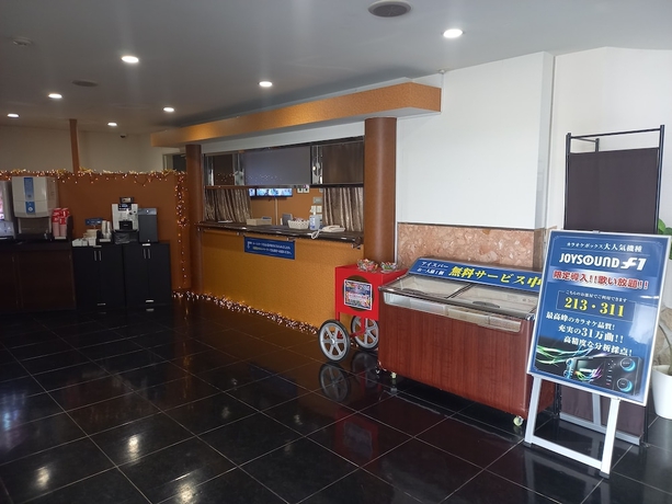 Imagen de los interiores del Hotel HOTEL C-PLUS - Adults Only. Foto 13