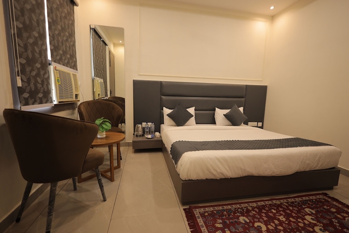 Imagen de la habitación del Hotel HOTEL CRESTA INN. Foto 14