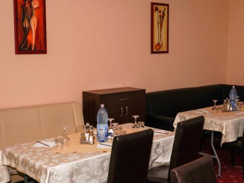 Imagen general del Hotel HOTEL CRISS. Foto 18