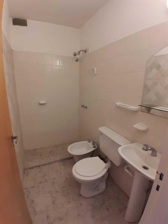 Imagen de la habitación del Hotel HOTEL CRISTAL. Foto 11