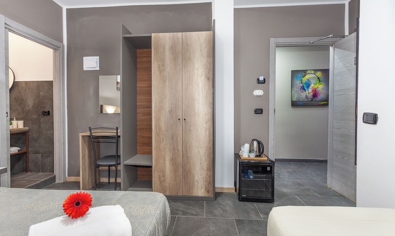 Imagen de la habitación del Hotel HOTEL CRISVAN. Foto 6