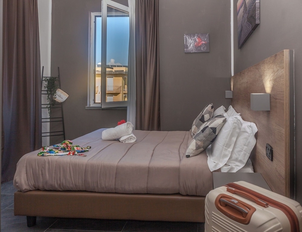 Imagen de la habitación del Hotel HOTEL CRISVAN. Foto 7