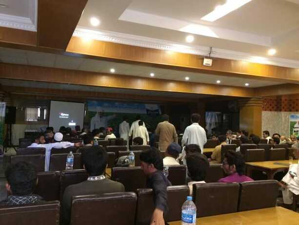 Imagen general del Hotel HOTEL CROWN. Foto 6