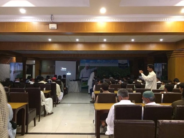 Imagen general del Hotel HOTEL CROWN. Foto 7