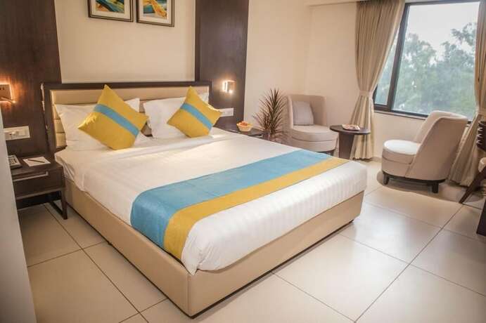 Imagen general del Hotel HOTEL CYPRESS. Foto 3