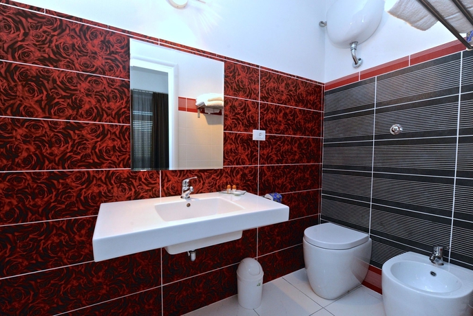 Imagen de la habitación del Hotel HOTEL DARIVAL. Foto 3