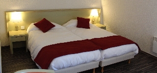 Imagen de la habitación del Hotel HOTEL DE FRANCE EVIAN. Foto 11