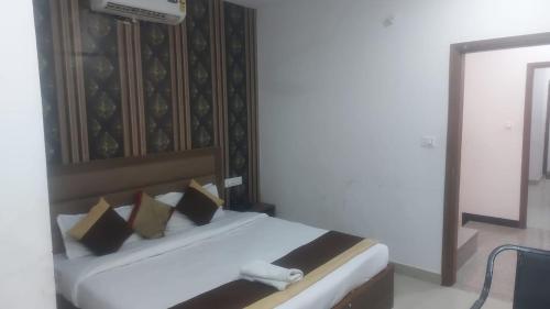 Imagen general del Hotel HOTEL DHANUA PALACE. Foto 13