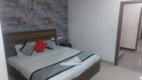 Imagen general del Hotel HOTEL DHANUA PALACE. Foto 14
