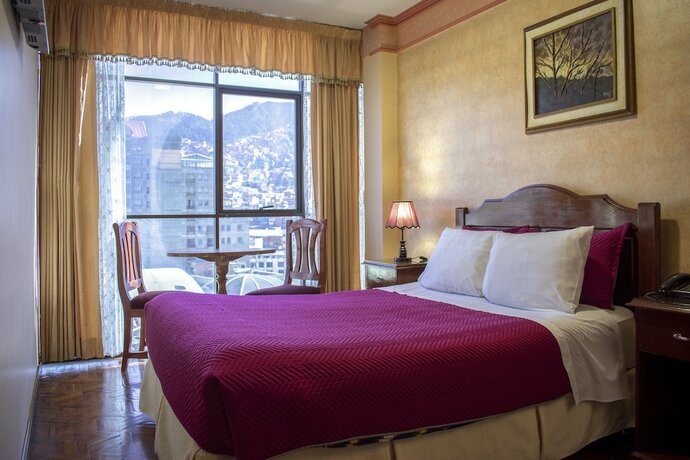 Imagen general del Hotel HOTEL DIAMANTE AZUL. Foto 4