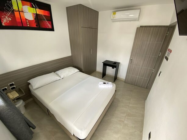 Imagen de la habitación del Hotel HOTEL DIAMOND BGA. Foto 5