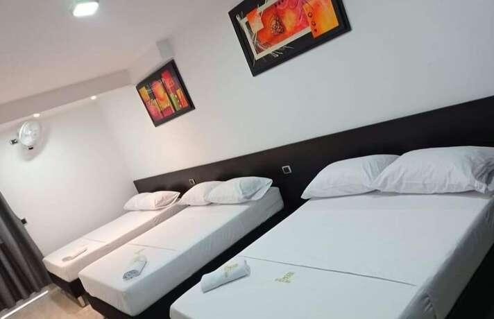 Imagen de la habitación del Hotel HOTEL DIAMOND BGA. Foto 9