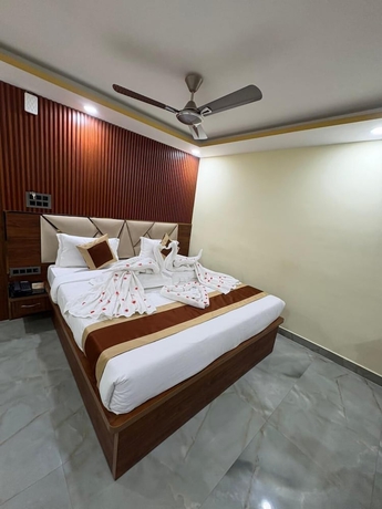 Imagen de la habitación del Hotel HOTEL DIAMOND CREST. Foto 13