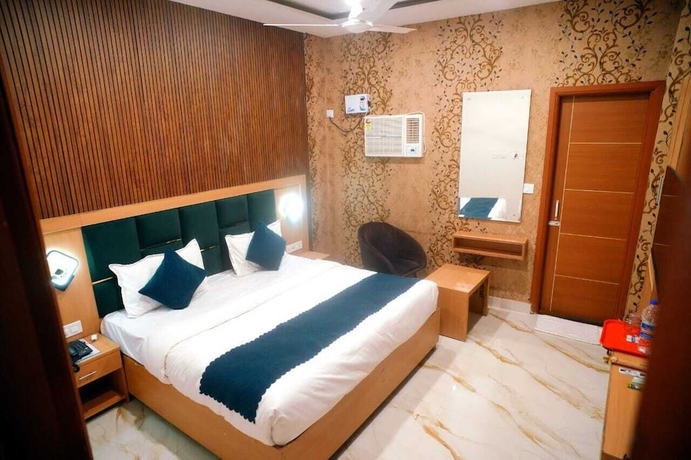 Imagen de la habitación del Hotel HOTEL DIVINE STAY. Foto 4