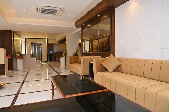 Imagen general del Hotel HOTEL DOLPHIN GRAND. Foto 8