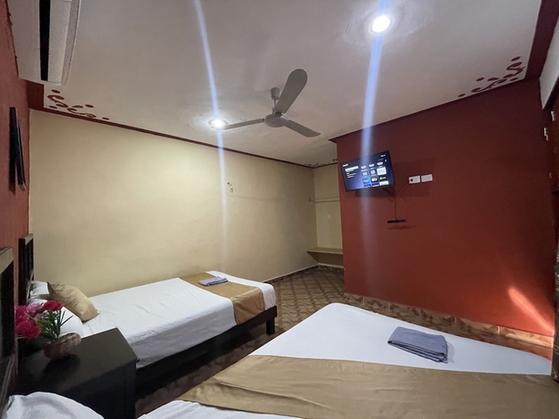 Imagen de la habitación del Hotel HOTEL DON JACINTO. Foto 9