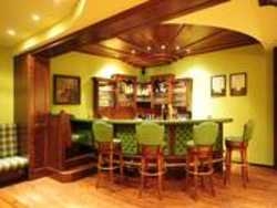 Imagen del bar/restaurante del Hotel HOTEL DORFSTADL. Foto 17