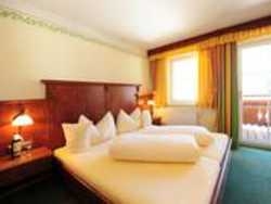 Imagen de la habitación del Hotel HOTEL DORFSTADL. Foto 18