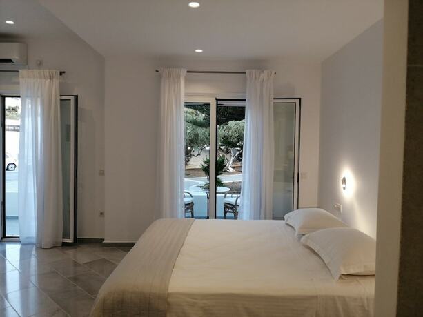 Imagen de la habitación del Hotel HOTEL DOUKISSA. Foto 14