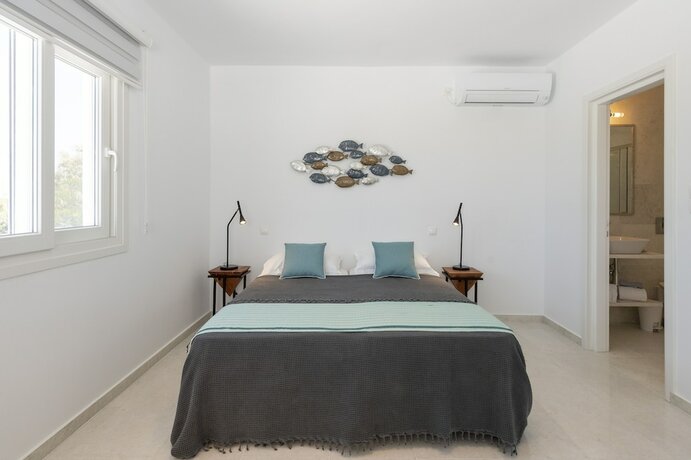 Imagen de la habitación del Hotel HOTEL DOUKISSA. Foto 16