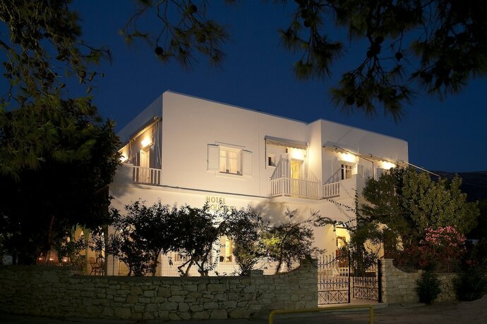 Imagen general del Hotel HOTEL DOUKISSA. Foto 10