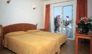 Imagen de la habitación del Hotel HOTEL DRACH. Foto 3