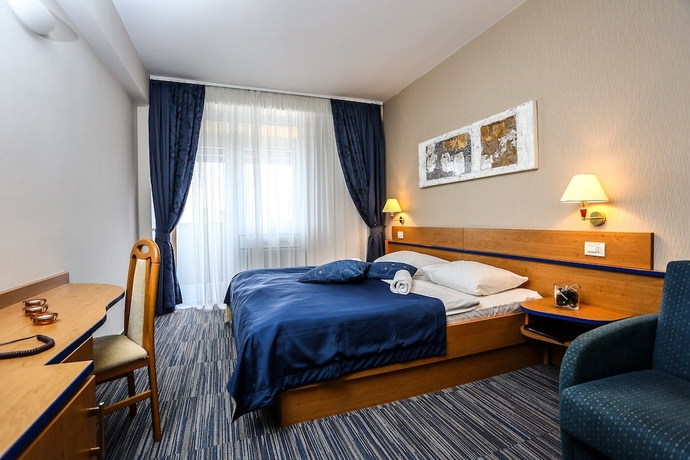 Imagen de la habitación del Hotel HOTEL DRAZICA. Foto 2