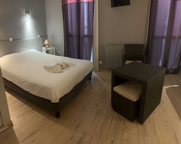 Imagen de la habitación del Hotel HOTEL DU LION D OR. Foto 20