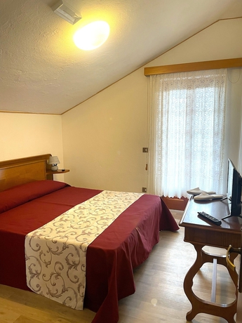 Imagen de la habitación del Hotel HOTEL DU SOLEIL. Foto 9