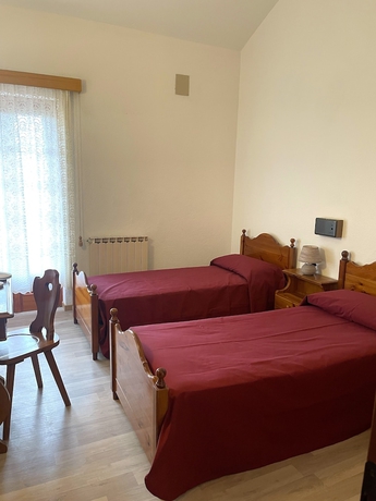Imagen de la habitación del Hotel HOTEL DU SOLEIL. Foto 10