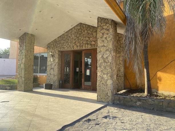 Imagen general del Hotel HOTEL DUBAI. Foto 1