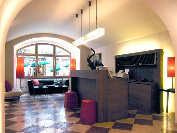 Imagen general del Hotel HOTEL ELEFANT. Foto 4