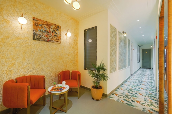 Imagen de los interiores del Hotel HOTEL ELEGANCE. Foto 11
