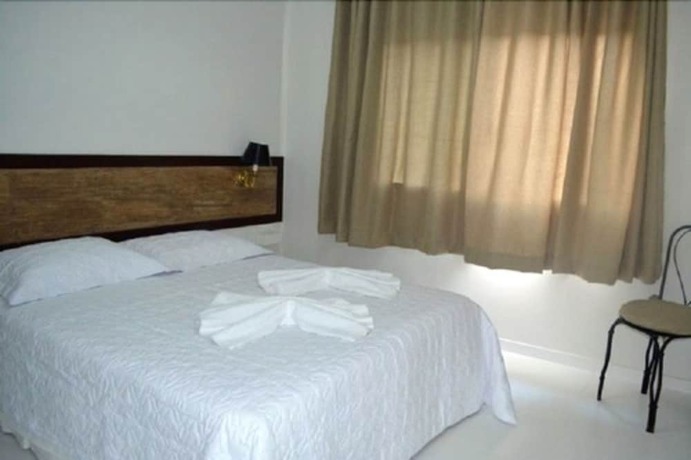Imagen de la habitación del Hotel HOTEL ESCARPAS DO LAGO CAPIT&Oacute;LIO. Foto 16