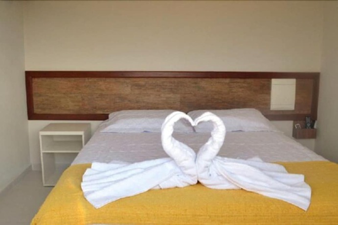 Imagen de la habitación del Hotel HOTEL ESCARPAS DO LAGO CAPIT&Oacute;LIO. Foto 19