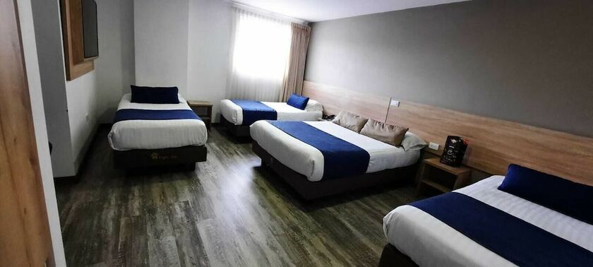 Imagen de la habitación del Hotel HOTEL EXPO INN AGORA. Foto 14