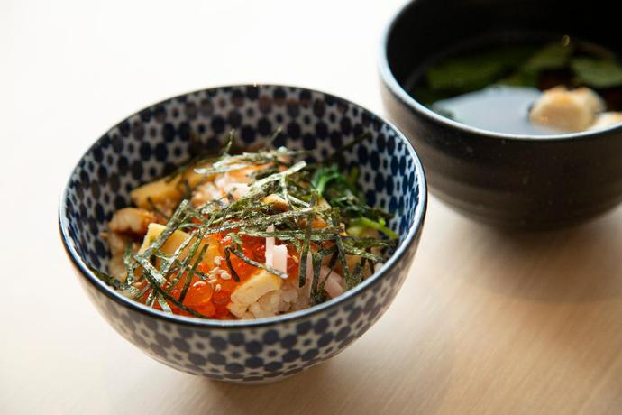 Imagen del bar/restaurante del Hotel HOTEL FELICE SHINSAIBASHI By RELIEF. Foto 9