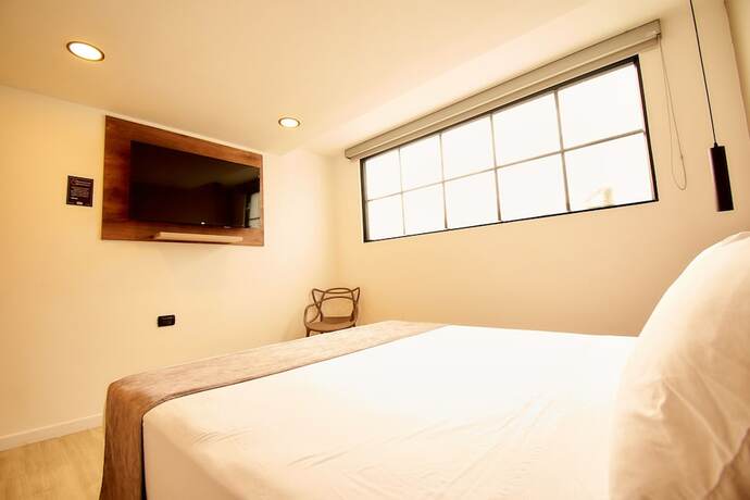 Imagen de la habitación del Hotel HOTEL FENCE. Foto 18
