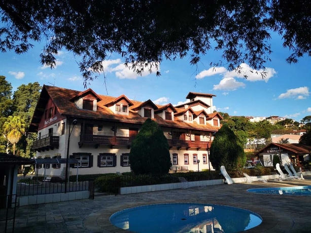 Imagen de la piscina del Hotel HOTEL FLORESTA. Foto 9