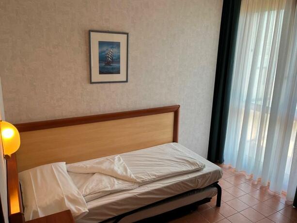 Imagen general del Hotel HOTEL FLORIDA. Foto 3